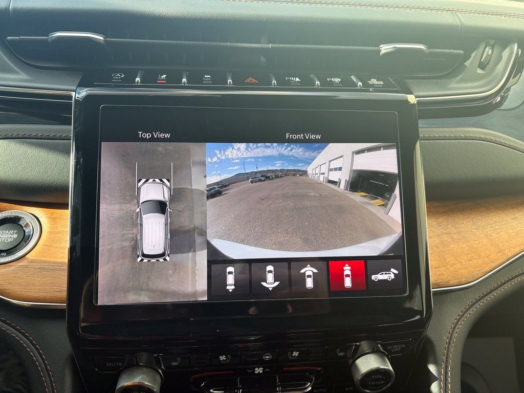 2023 Jeep Grand Cherokee Summit Reserve
