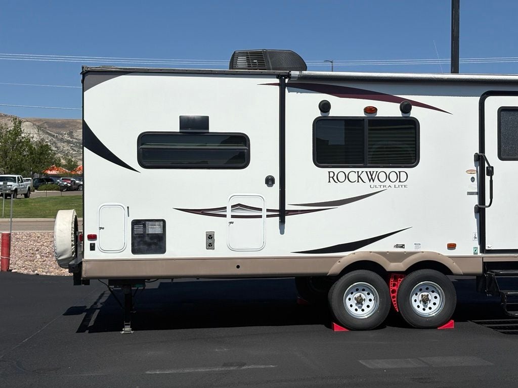 2017 Forest RIver Rockwood 2902WS