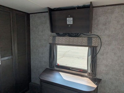 2018 Highland Ridge Mesa Ridge 5th Wheel M-337RLS