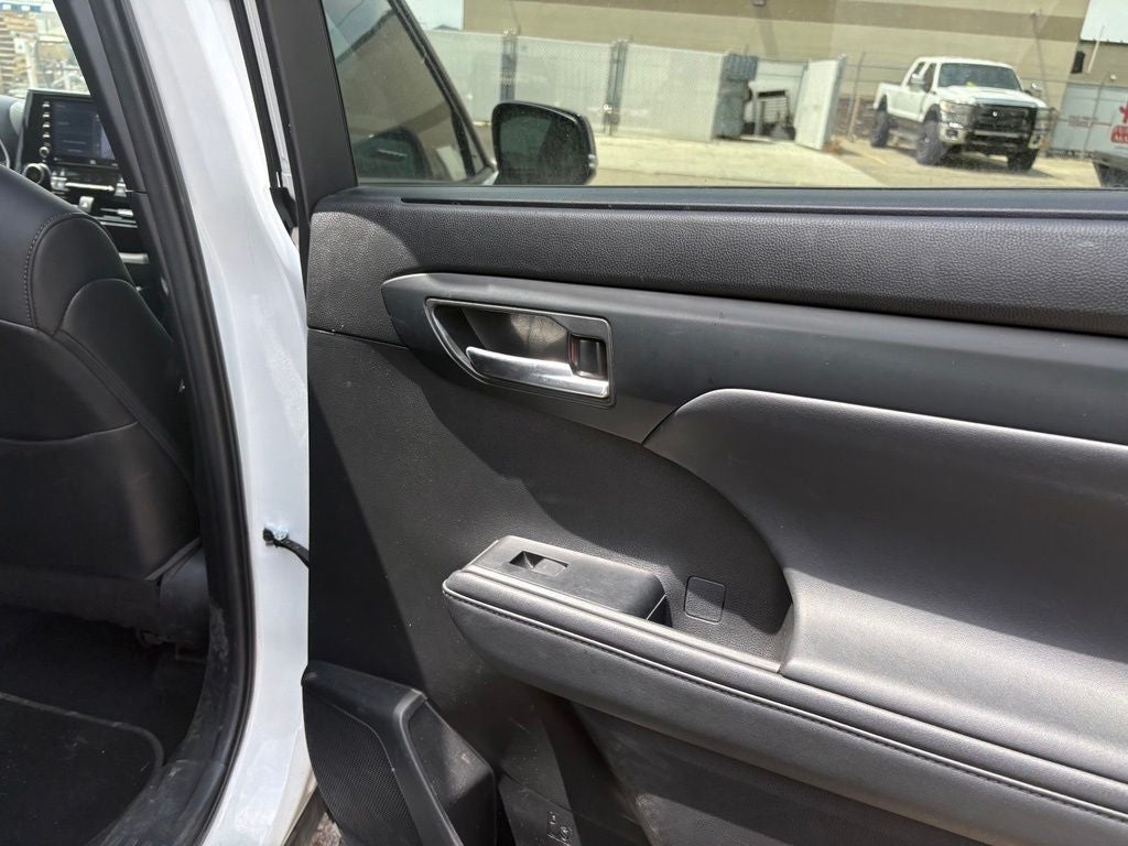 2022 Toyota Highlander XSE