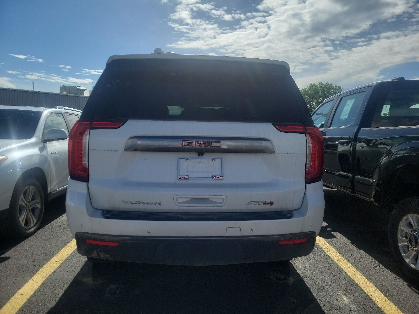 2024 GMC Yukon AT4
