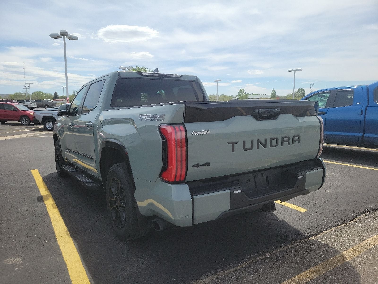 2024 Toyota Tundra Hybrid Platinum