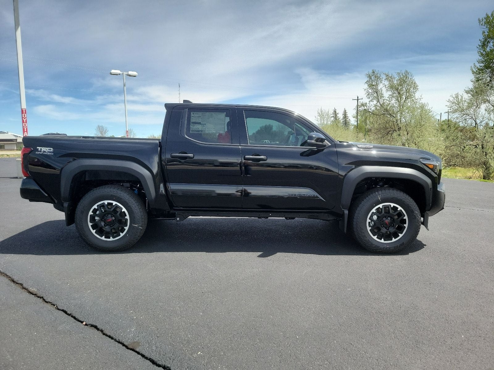 2026 Toyota Tacoma Hybrid TRD Off Road