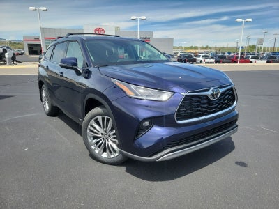 2026 Toyota Highlander Hybrid Platinum