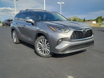 2026 Toyota Highlander Base