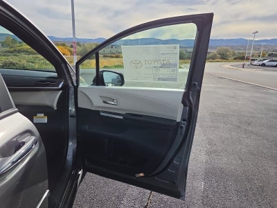 2026 Toyota Sienna Limited 7 Passenger