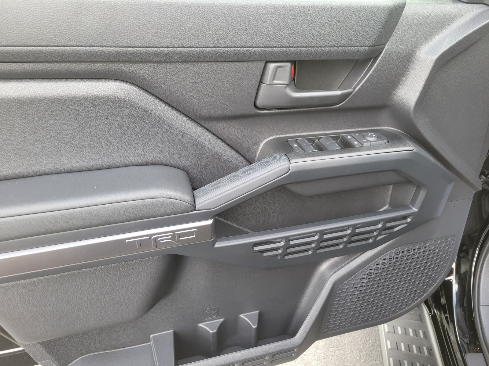 2026 Toyota 4Runner i-FORCE MAX Hybrid TRD Off Road