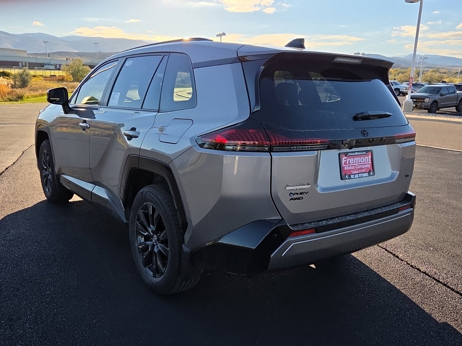 2026 Toyota RAV4 Plug-In Hybrid SE