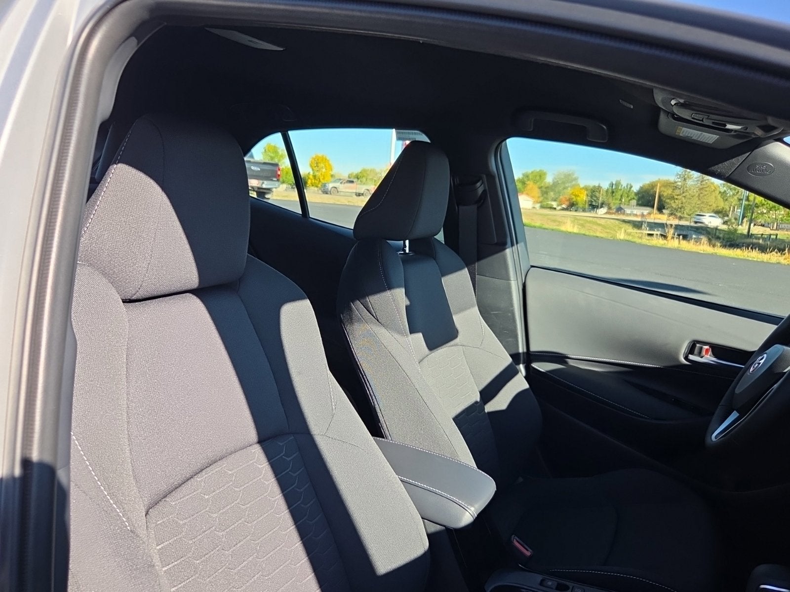 2027 Toyota Corolla Hatchback SE