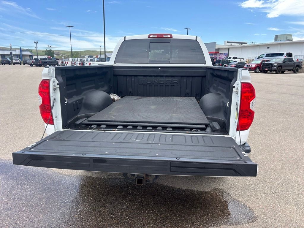 2018 Toyota Tundra SR5