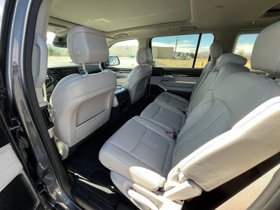 2023 Jeep Wagoneer Base 4x4