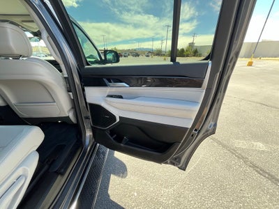 2023 Jeep Wagoneer Base 4x4