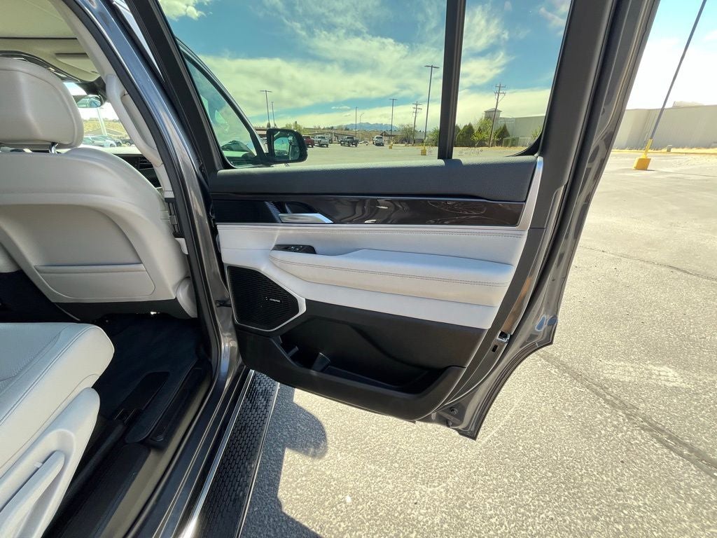 2023 Jeep Wagoneer Base 4x4