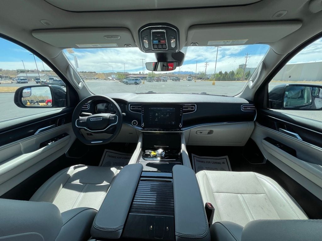 2023 Jeep Wagoneer Base 4x4