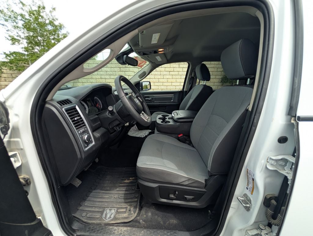 2022 RAM 1500 Classic SLT 4X4