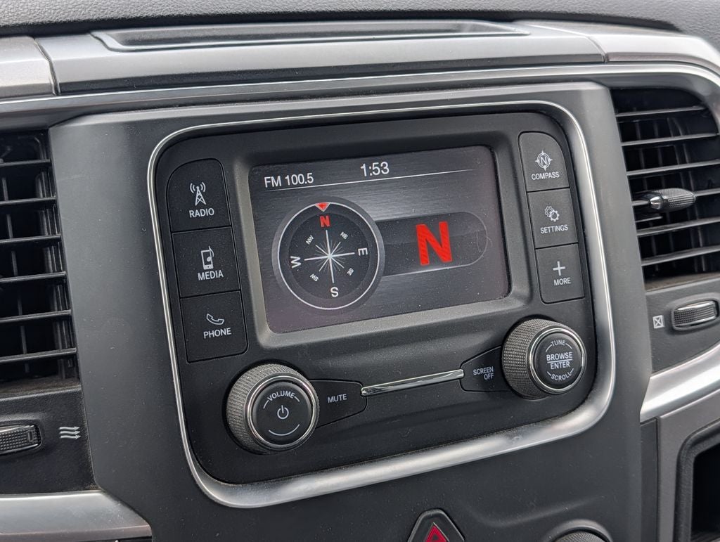 2022 RAM 1500 Classic SLT 4X4