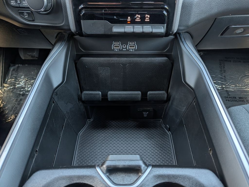 2025 RAM 1500 Big Horn/Lone Star 4X4