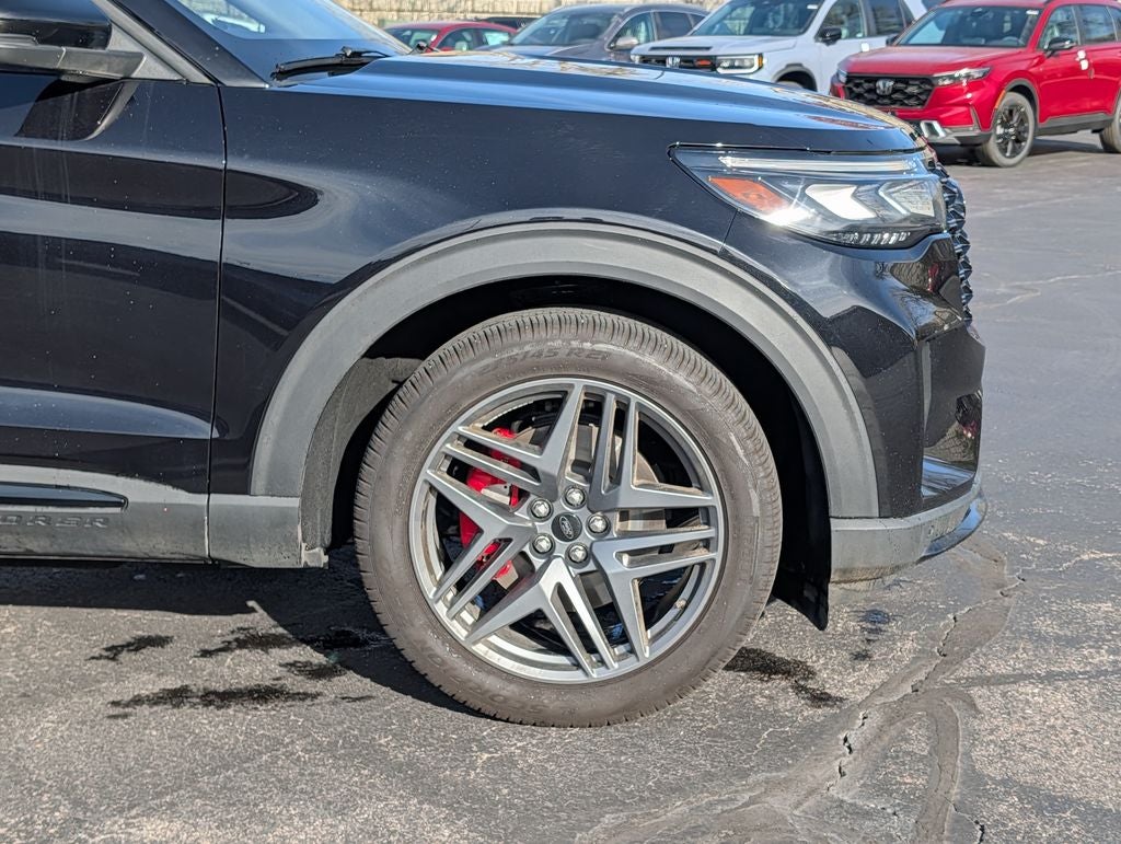 2025 Ford Explorer ST 4WD