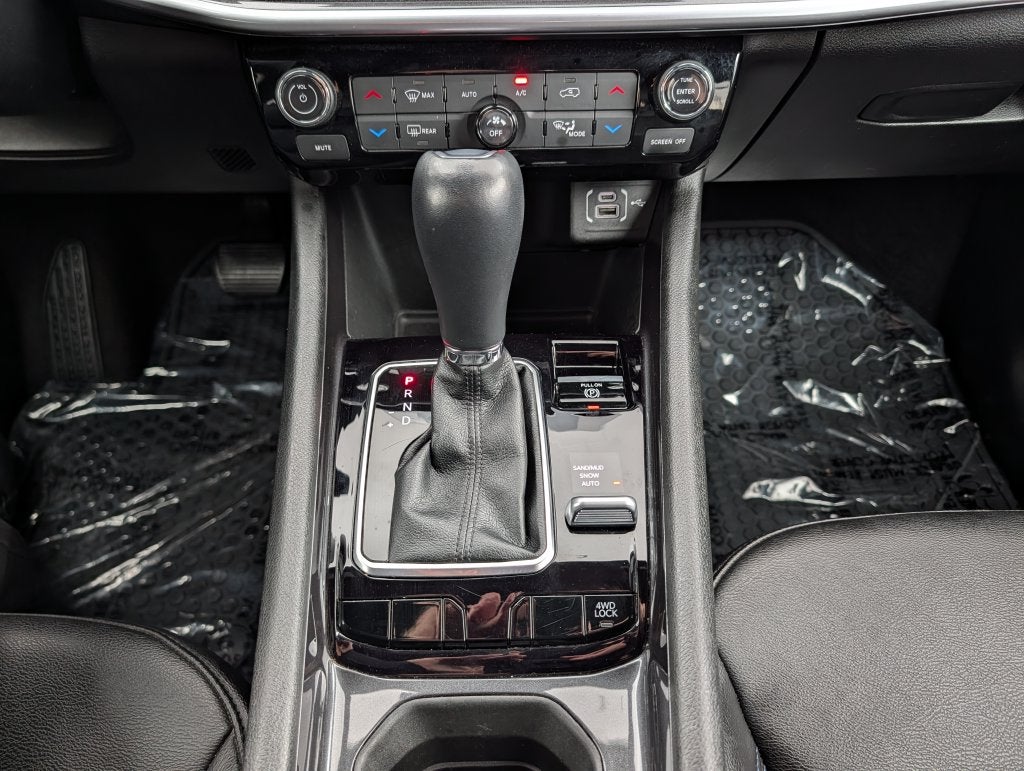 2025 Jeep Compass Latitude W/Sunroof