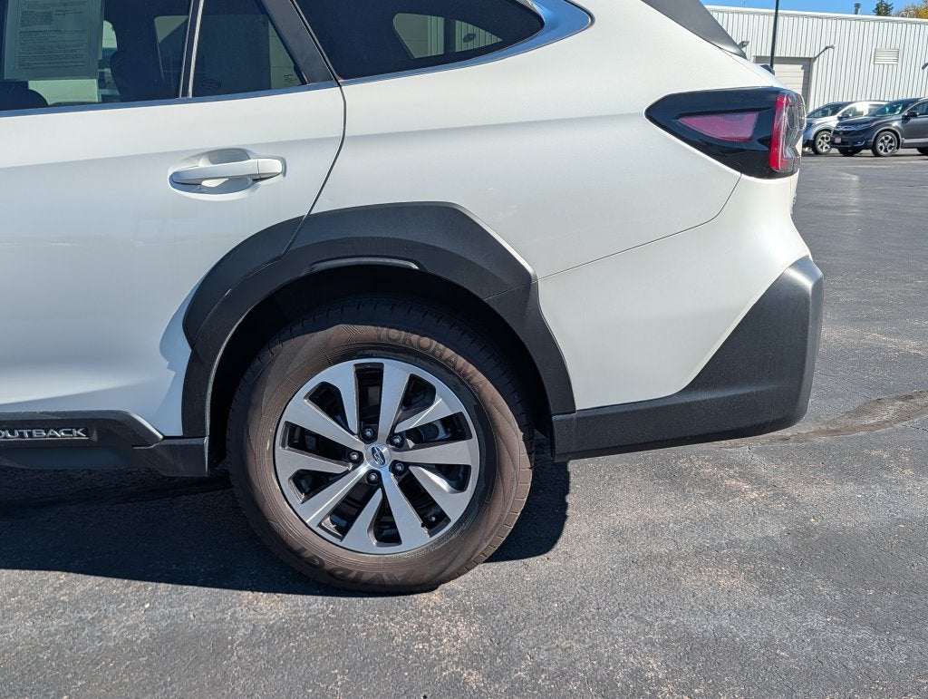 2025 Subaru Outback Premium w/Sunroof