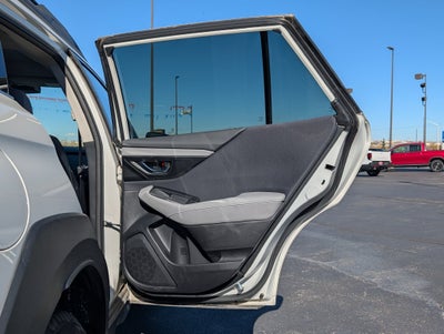 2025 Subaru Outback Premium w/Sunroof