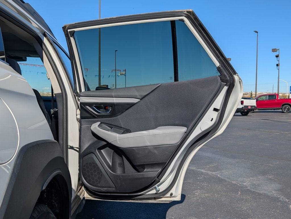 2025 Subaru Outback Premium w/Sunroof