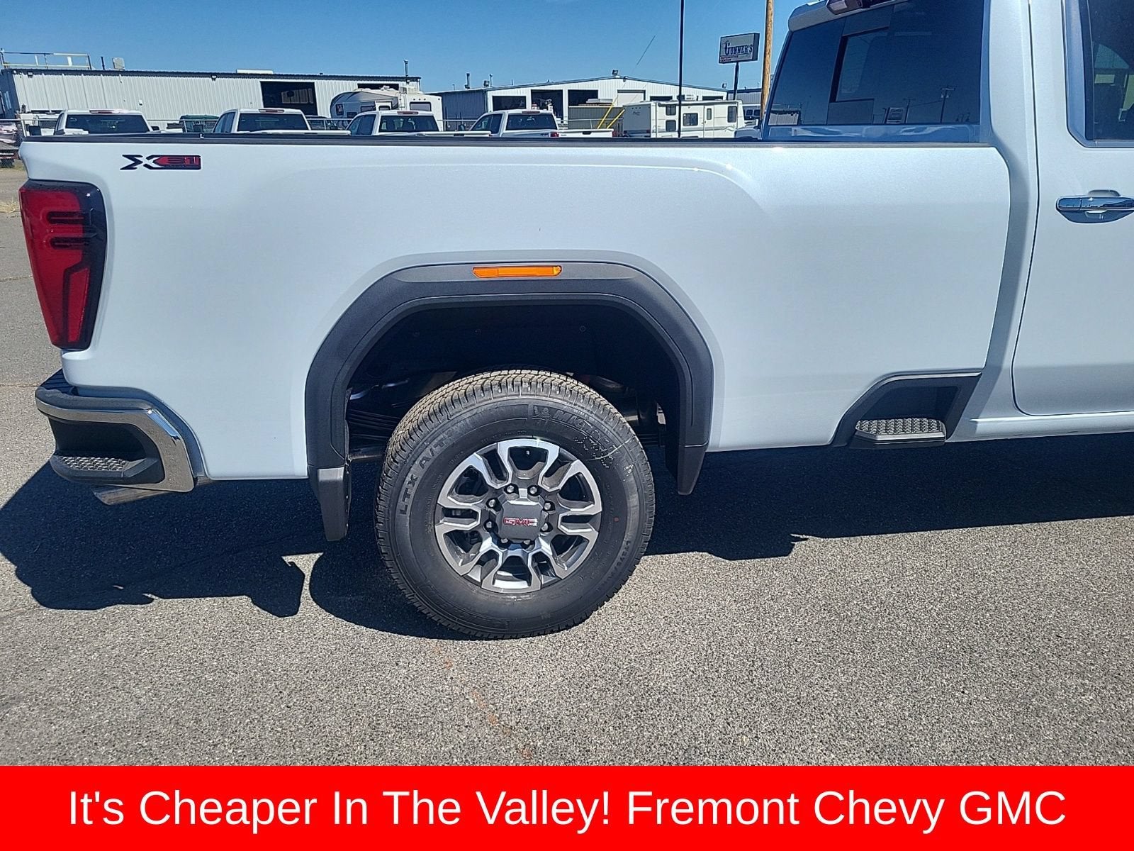 2026 GMC Sierra 2500 HD SLT