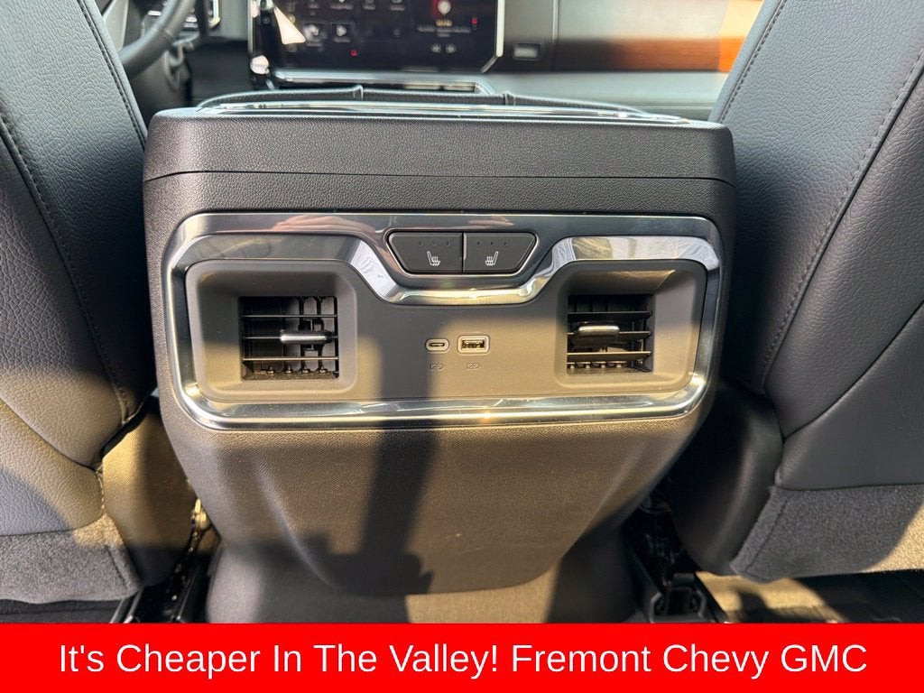 2025 GMC Sierra 2500 HD Denali