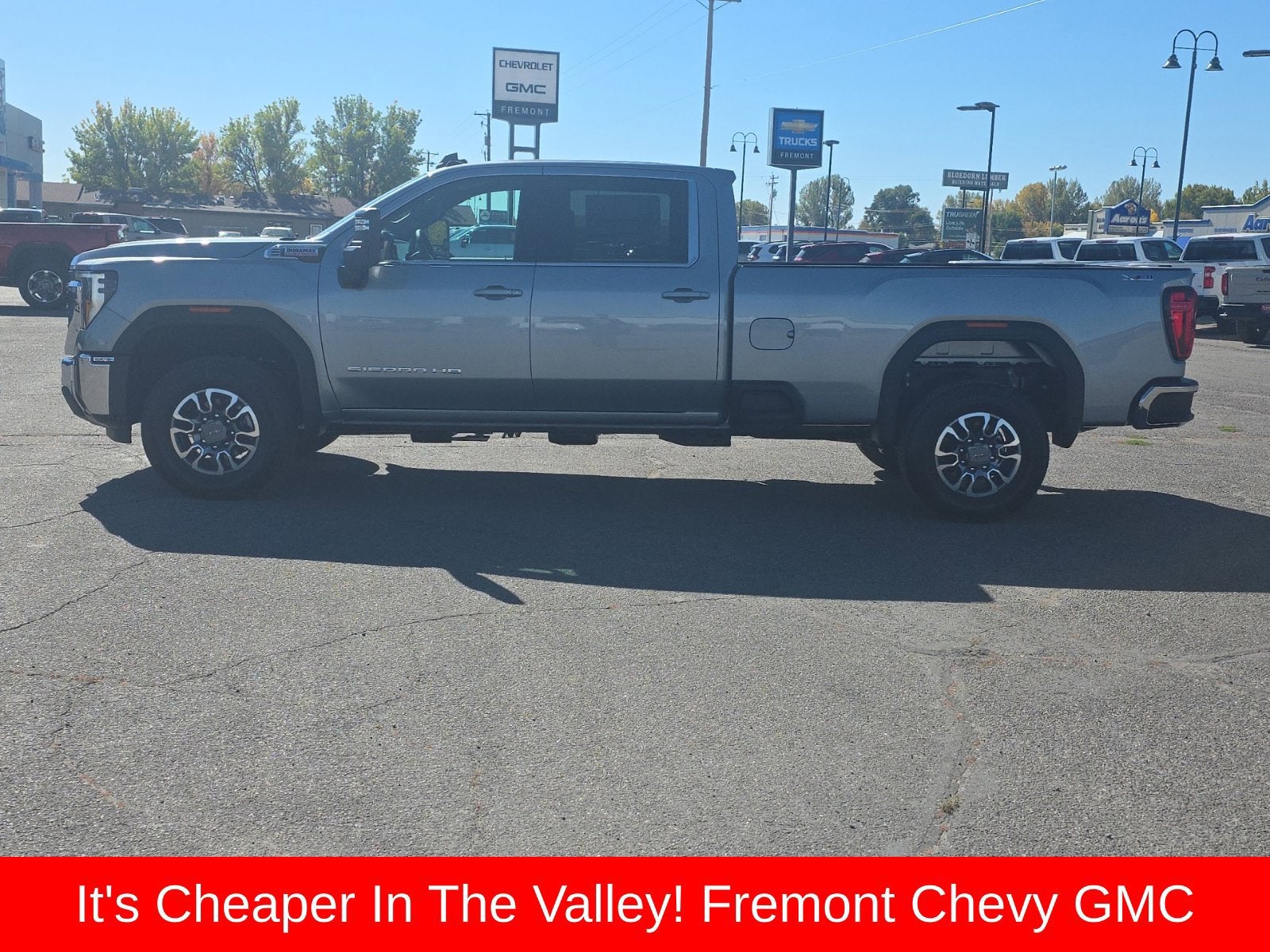 2026 GMC Sierra 3500 HD SLE