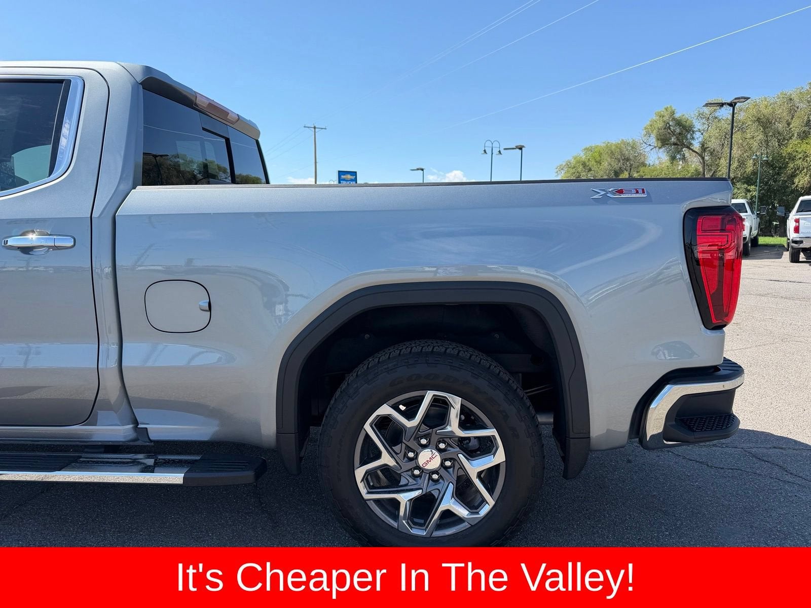 2026 GMC Sierra 1500 SLT