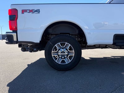 2027 Ford F-350SD Lariat
