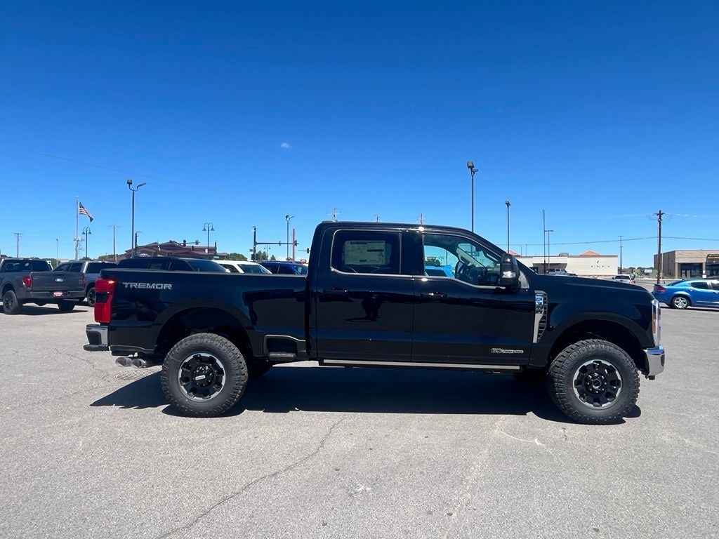 2026 Ford F-350SD Lariat Tremor