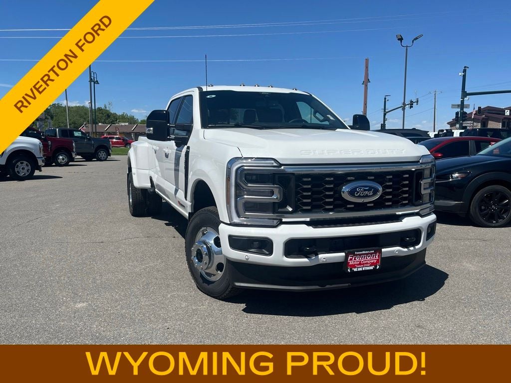 2026 Ford F-350SD Platinum DRW
