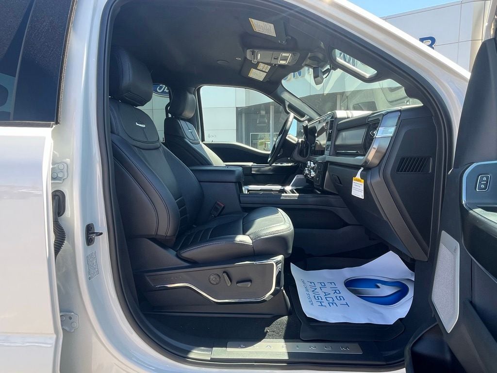 2026 Ford F-350SD Platinum DRW