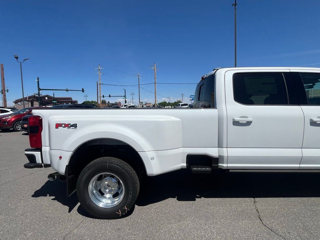 2026 Ford F-350SD Platinum DRW