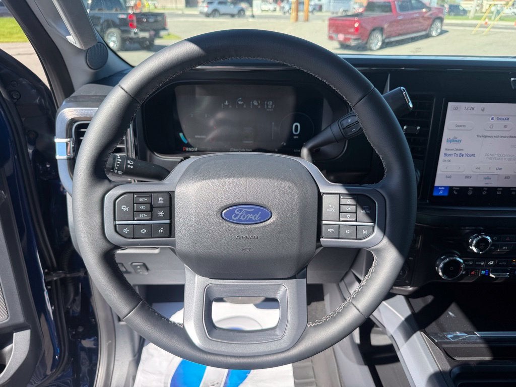 2027 Ford F-350SD Lariat DRW