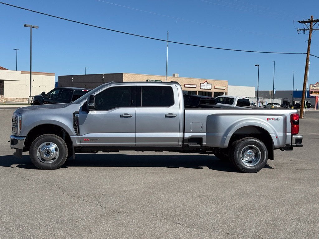 2027 Ford F-350SD Lariat DRW