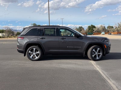 2026 Jeep Grand Cherokee LIMITED 4X4