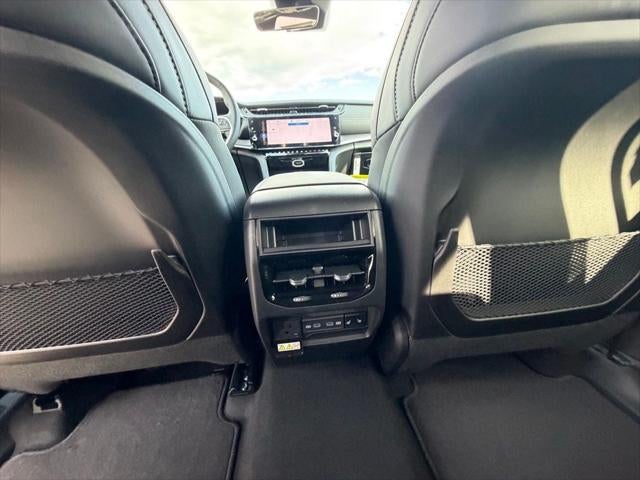 2026 Jeep Grand Cherokee LIMITED 4X4