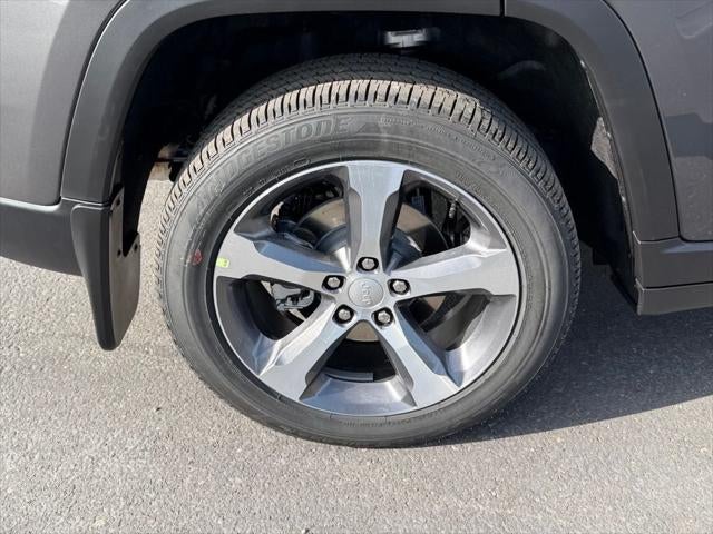 2026 Jeep Grand Cherokee LIMITED 4X4