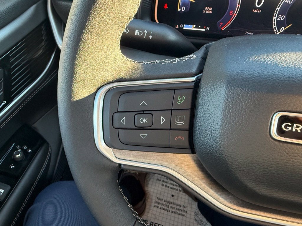 2027 Jeep Grand Wagoneer Base
