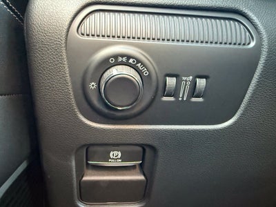2027 Jeep Grand Wagoneer Base