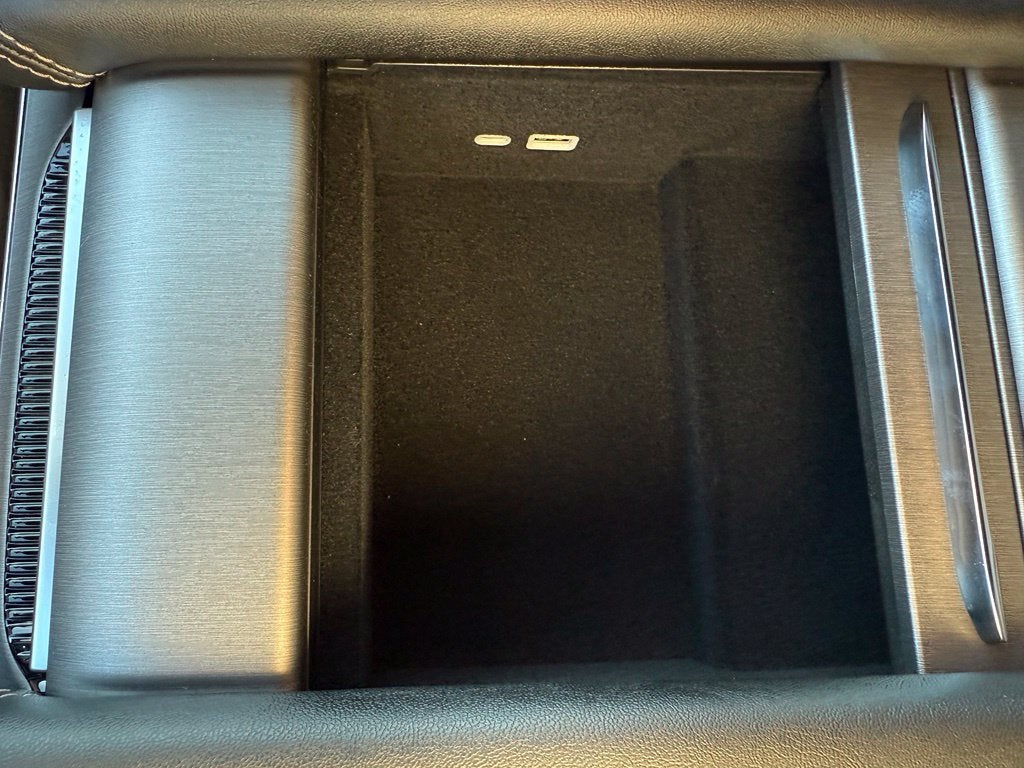 2027 Jeep Grand Wagoneer Base