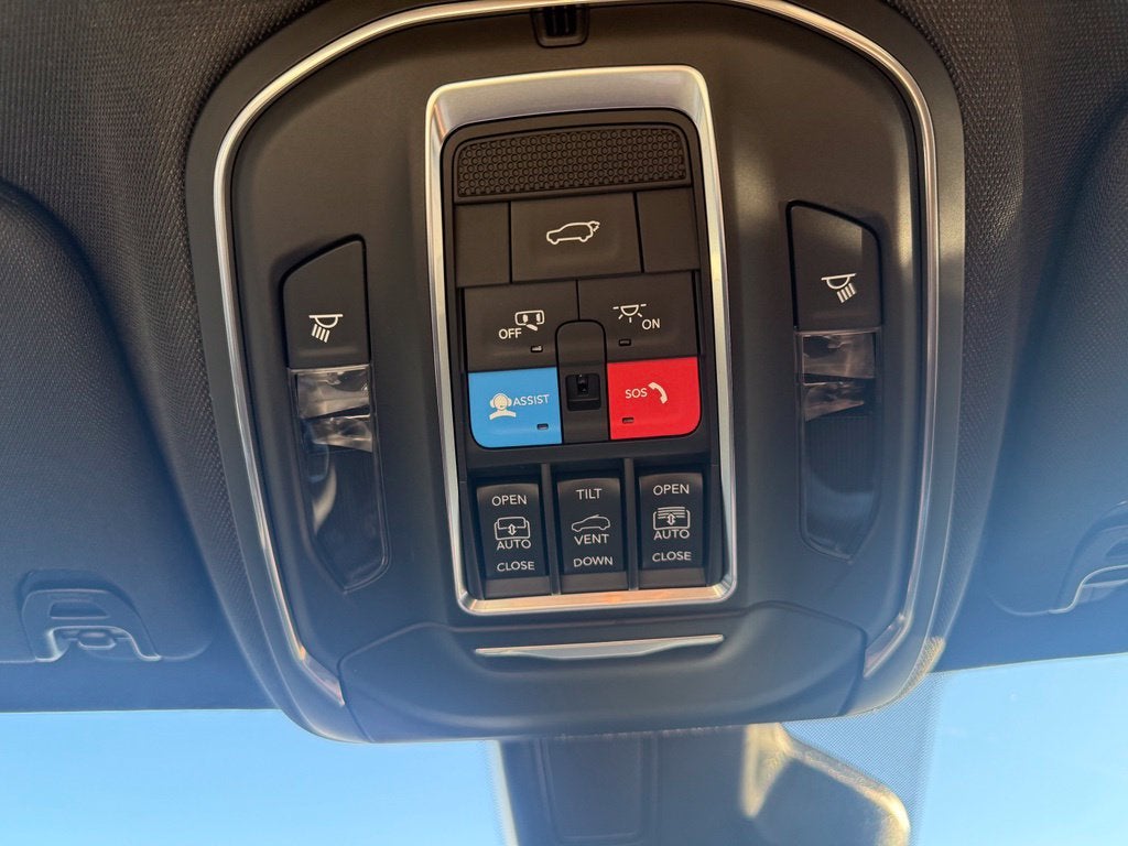 2027 Jeep Grand Wagoneer Base