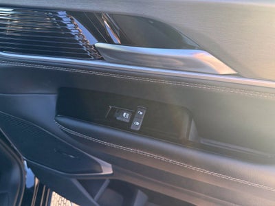 2027 Jeep Grand Wagoneer Base