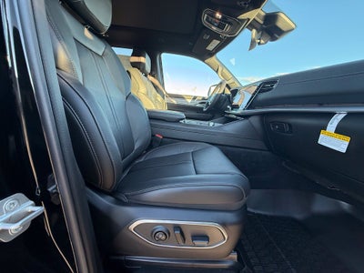 2027 Jeep Grand Wagoneer Base