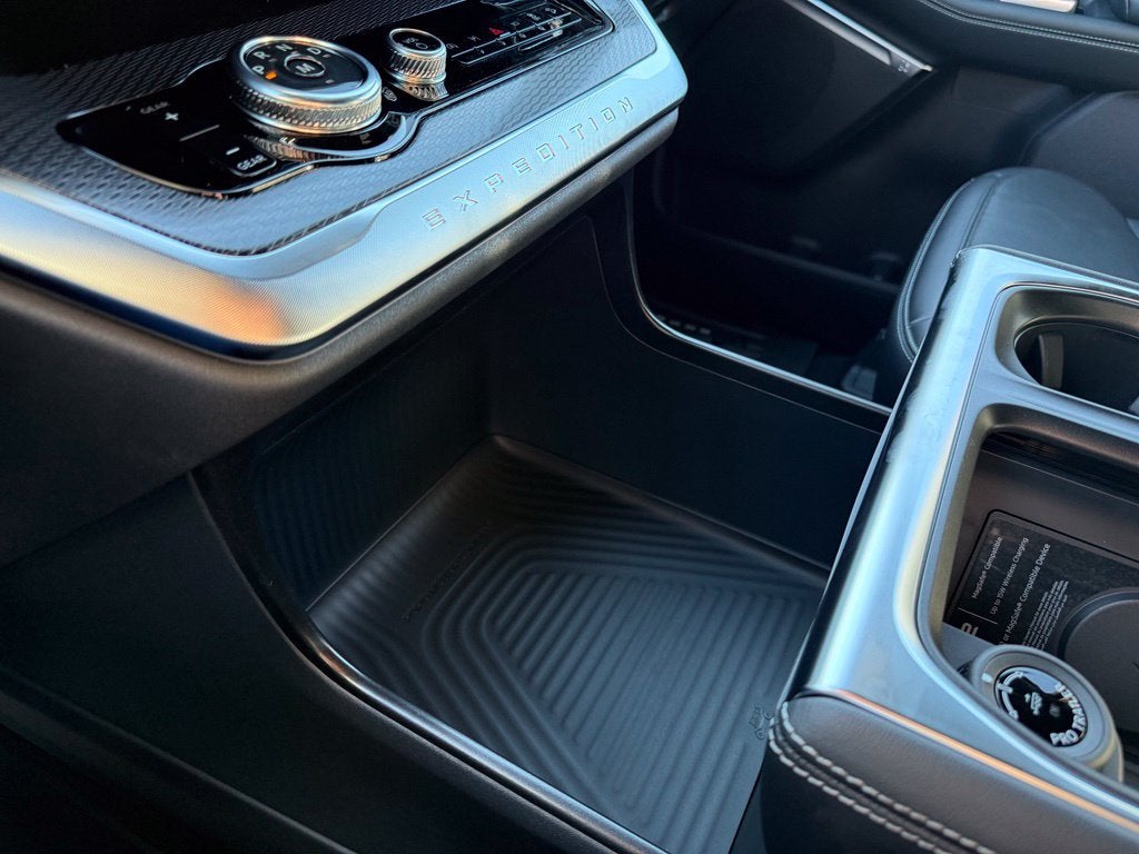 2027 Ford Expedition Max MAX Platinum