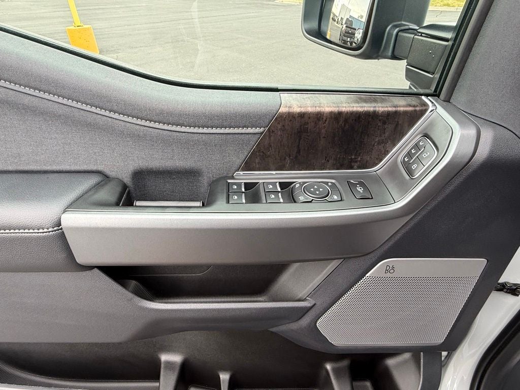 2026 Ford F-350SD Lariat Tremor