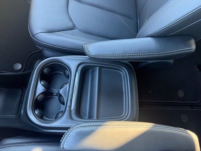 2027 Chrysler Pacifica PACIFICA SELECT AWD