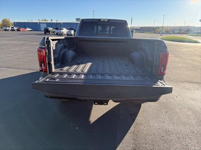 2027 RAM 3500 3500 LAIE CREW CAB 4X4 8' BOX